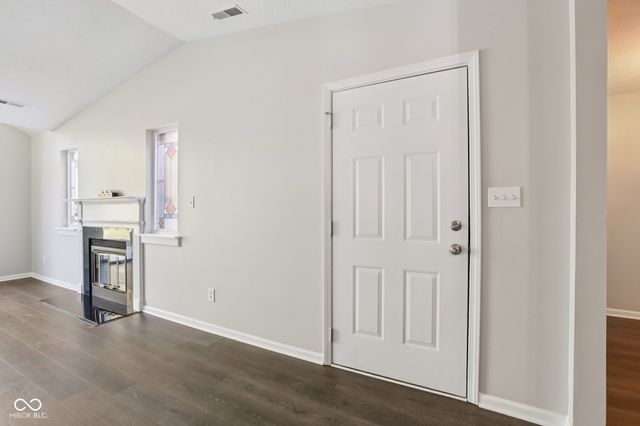 9364 Oak Run East Drive, Indianapolis, IN 46260