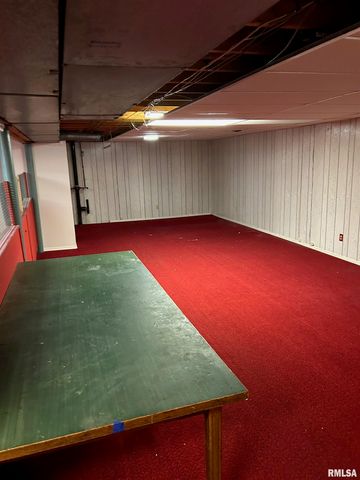 306 E POPLAR Street, Taylorville, IL 62568