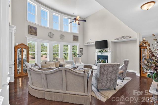 10515 Sweethaven Lane, Harrisburg, NC 28075