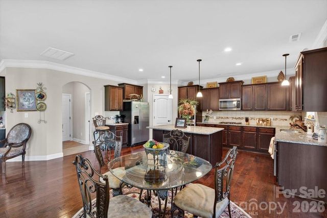 10515 Sweethaven Lane, Harrisburg, NC 28075