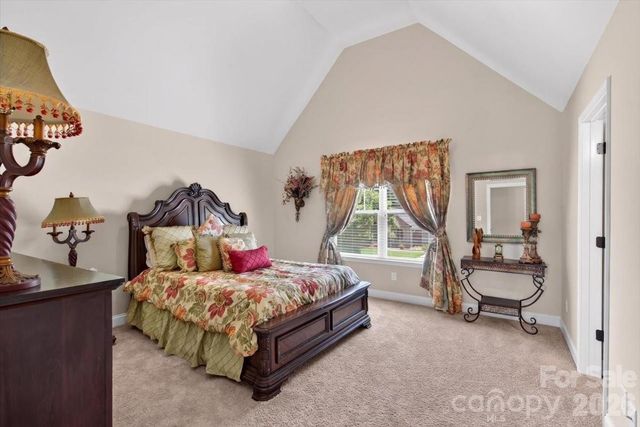 10515 Sweethaven Lane, Harrisburg, NC 28075