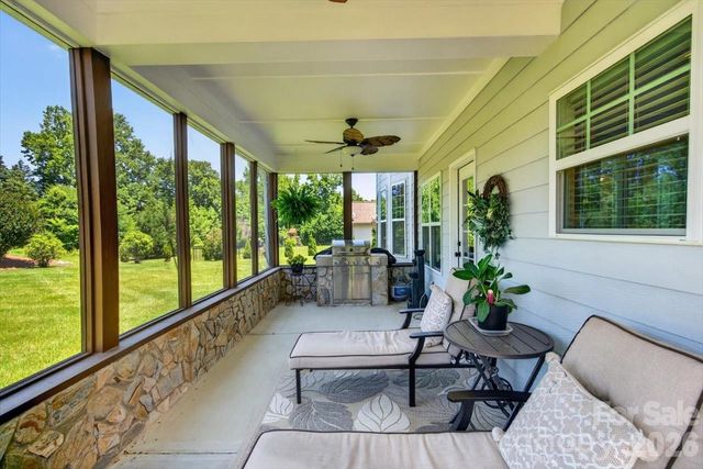 10515 Sweethaven Lane, Harrisburg, NC 28075