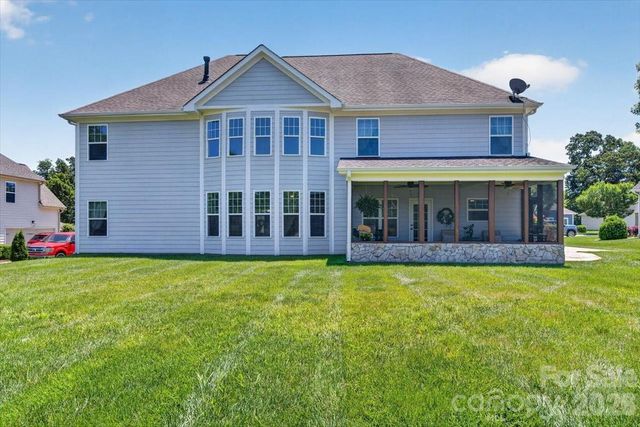 10515 Sweethaven Lane, Harrisburg, NC 28075