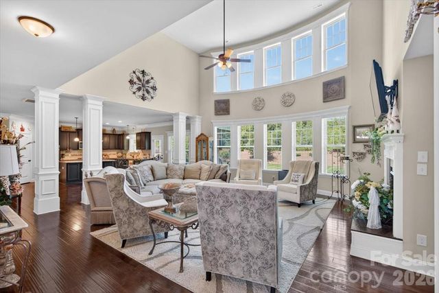 10515 Sweethaven Lane, Harrisburg, NC 28075