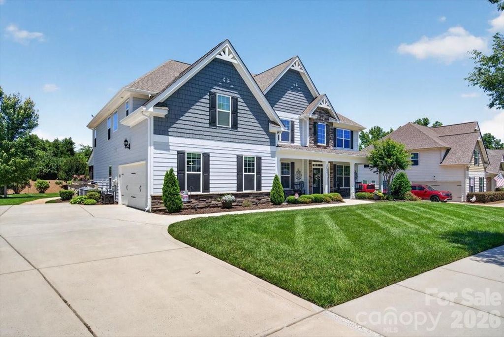 10515 Sweethaven Lane, Harrisburg, NC 28075