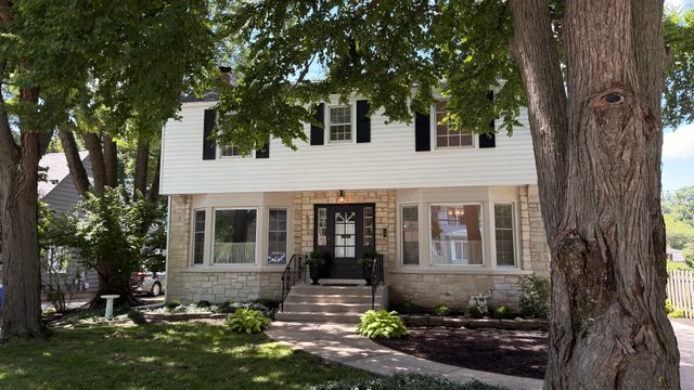 622 N President Street, Wheaton, IL 60187