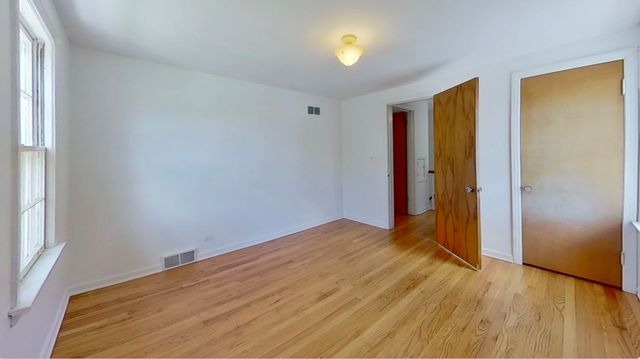 622 N President Street, Wheaton, IL 60187