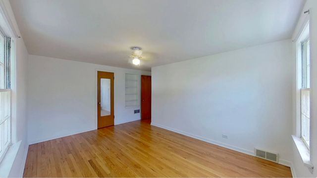 622 N President Street, Wheaton, IL 60187