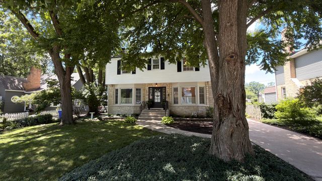 622 N President Street, Wheaton, IL 60187