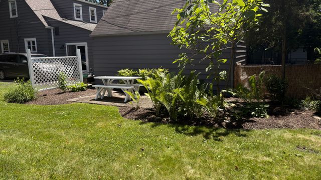 622 N President Street, Wheaton, IL 60187