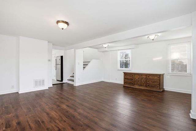 8047 45th Place, Lyons, IL 60534