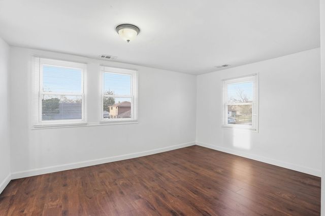 8047 45th Place, Lyons, IL 60534