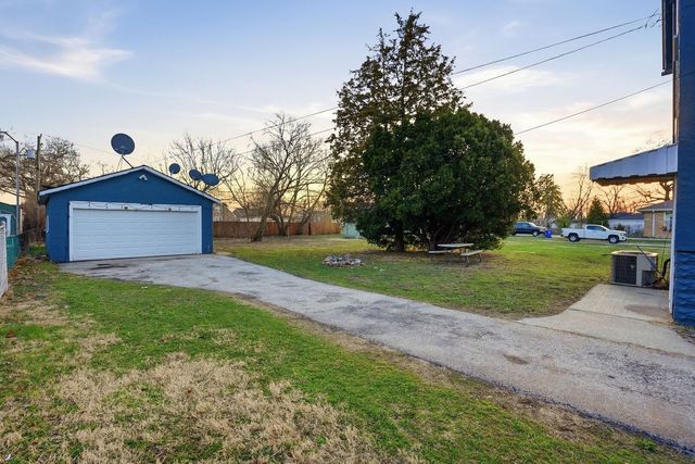 8047 45th Place, Lyons, IL 60534