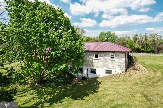 4708 BYERS ROAD, Chambersburg, PA 17202