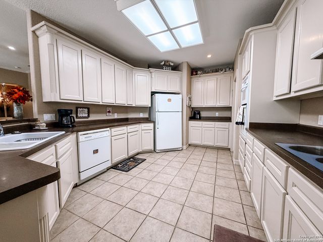 1027 stagecoach, San Marcos, TX 78666