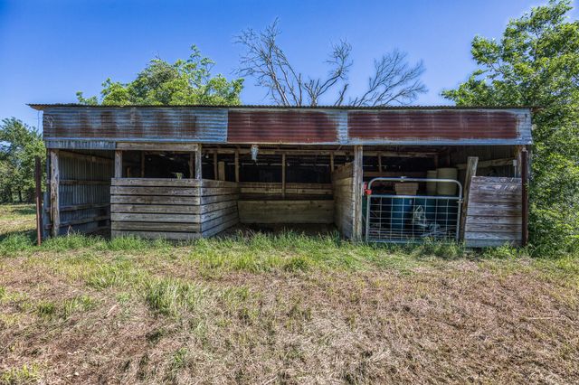7800 Fm 2502, Brenham, TX 77833