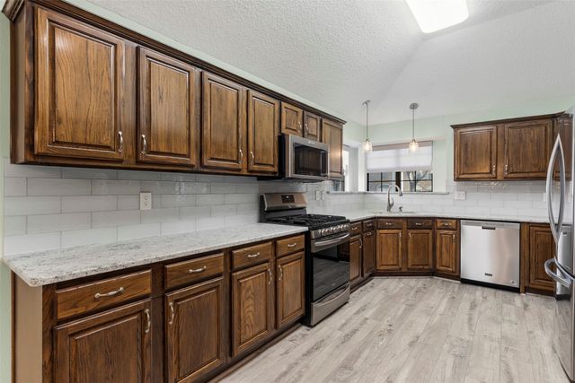 6905 Rochelle Drive, Plano, TX 75023