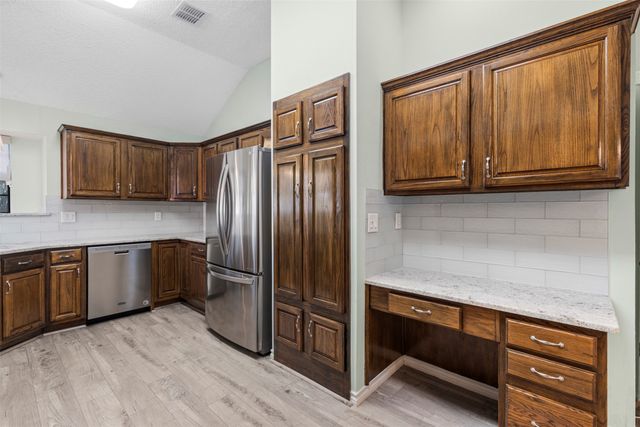 6905 Rochelle Drive, Plano, TX 75023