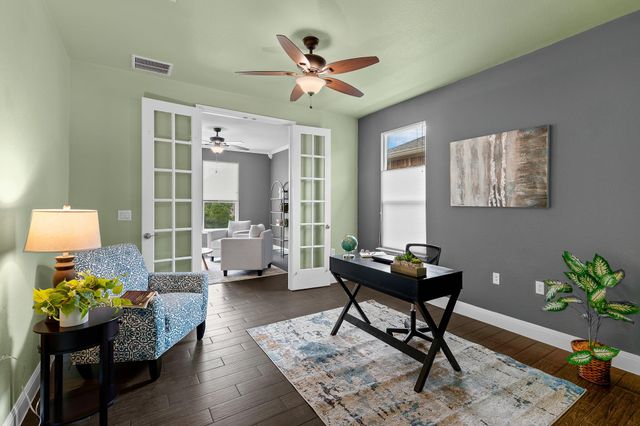 402 Old Blue Mountain LN, Georgetown, TX 78633