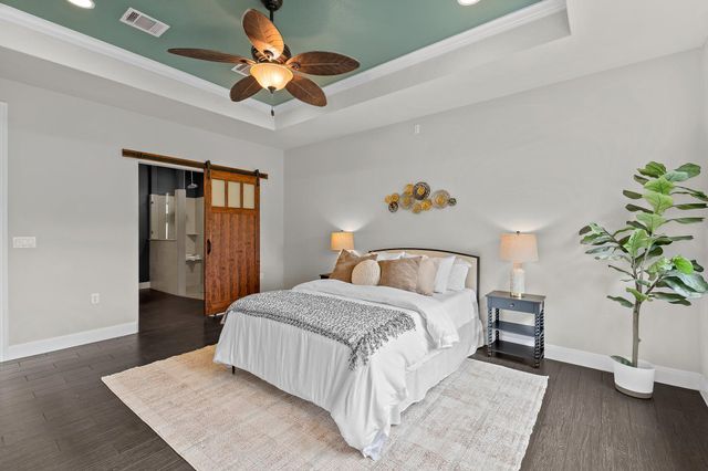 402 Old Blue Mountain LN, Georgetown, TX 78633