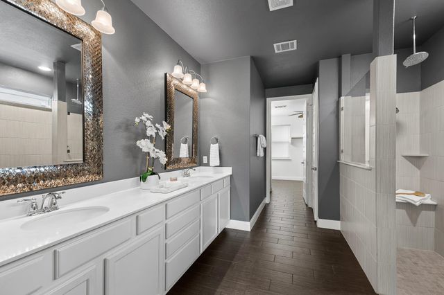402 Old Blue Mountain LN, Georgetown, TX 78633