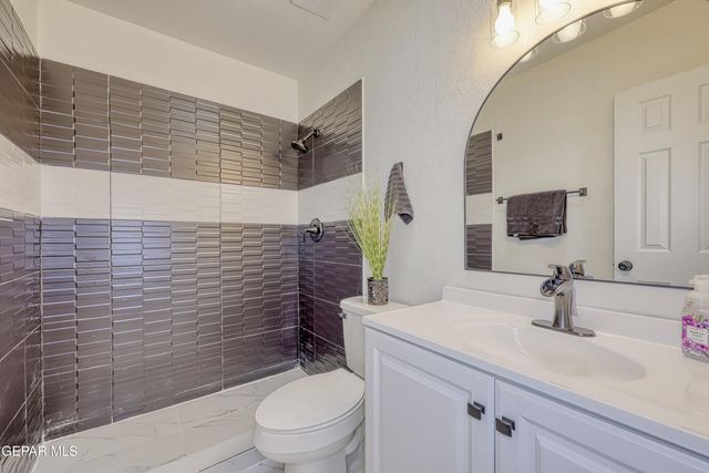 724 SPALDING Way, El Paso, TX 79907