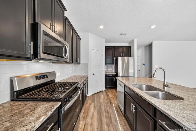 1424 Pelagos Path, San Antonio, TX 78245