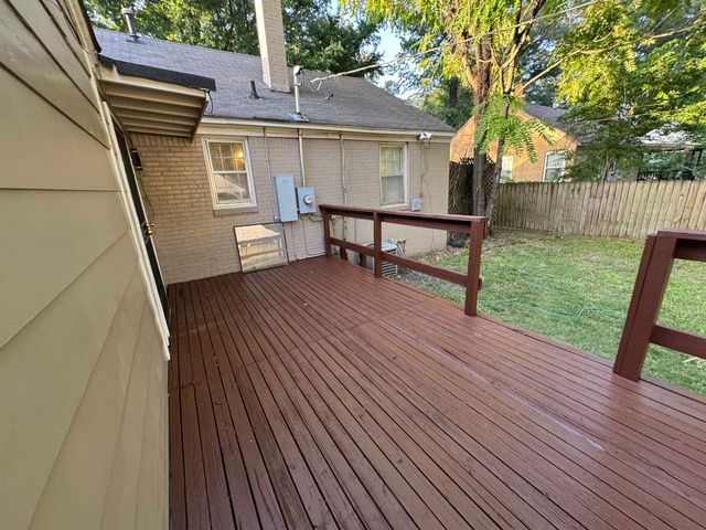 3663 PARK AVE, Memphis, TN 38111