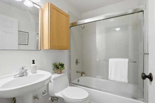 400 Alemany Boulevard 2, San Francisco, CA 94110