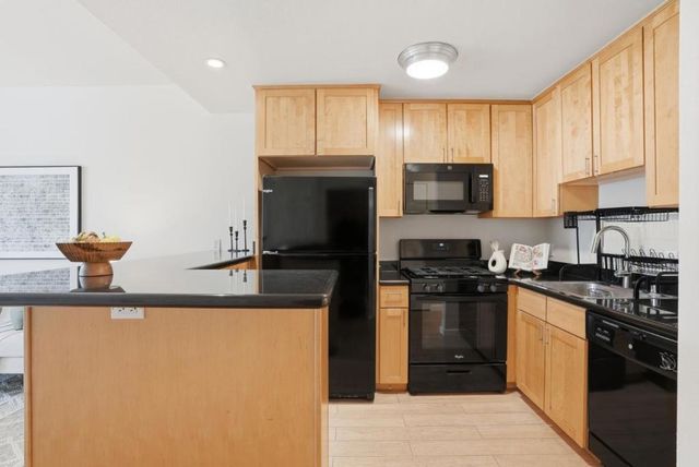 400 Alemany Boulevard 2, San Francisco, CA 94110