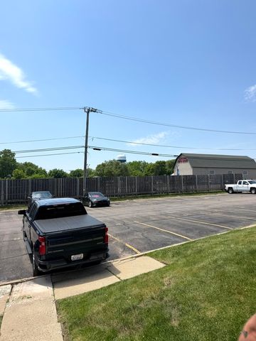 2500 Mark Thomas Lane 5B, Hanover Park, IL 60133