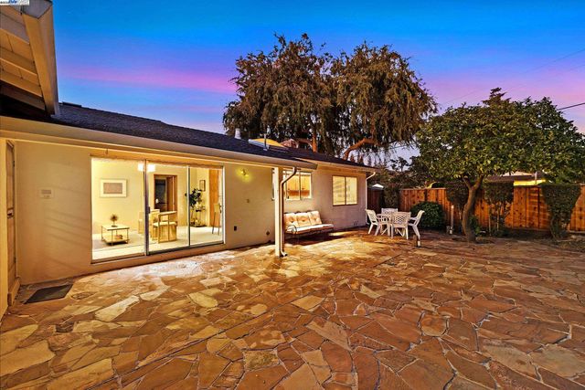 41506 Chadbourne Dr, Fremont, CA 94539