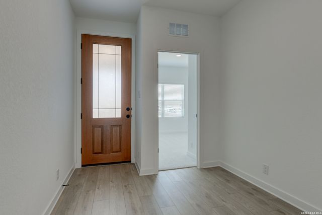 314 Nottabi Rd, Adkins, TX 78101