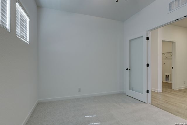 314 Nottabi Rd, Adkins, TX 78101