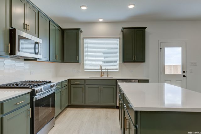 314 Nottabi Rd, Adkins, TX 78101