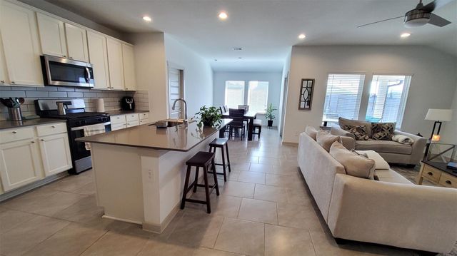 4011 Itzle Island Court, Katy, TX 77494