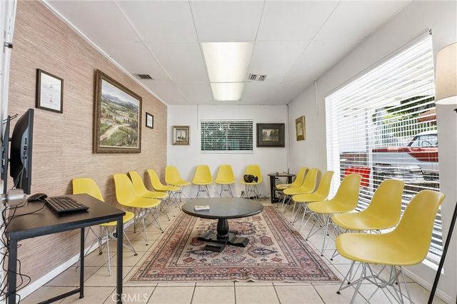 2530 Hyperion, Los Angeles, CA 90027