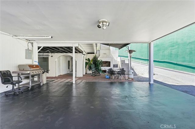 2530 Hyperion, Los Angeles, CA 90027