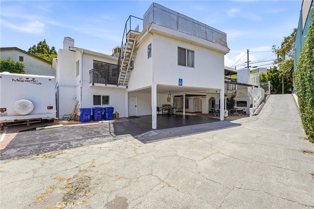 2530 Hyperion, Los Angeles, CA 90027