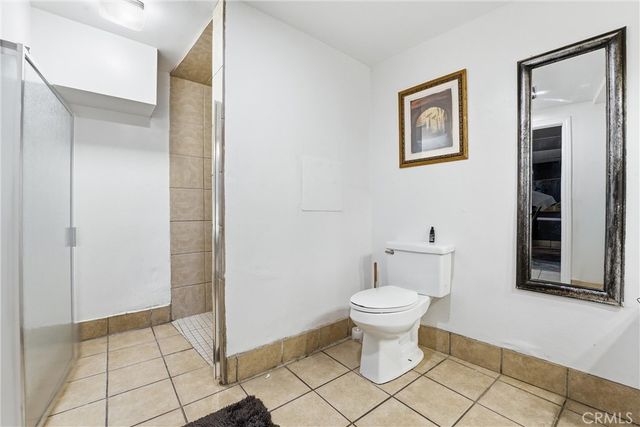 2530 Hyperion, Los Angeles, CA 90027