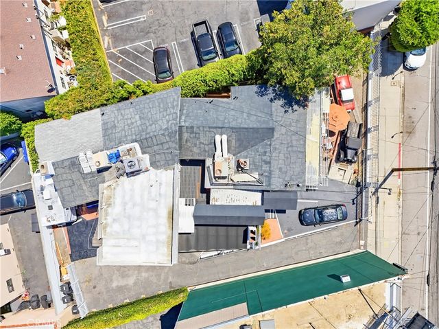 2530 Hyperion, Los Angeles, CA 90027