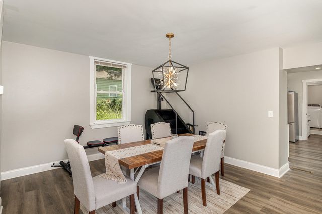 8 Carneal Street, Ludlow, KY 41016