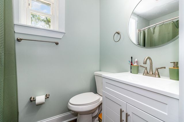 8 Carneal Street, Ludlow, KY 41016