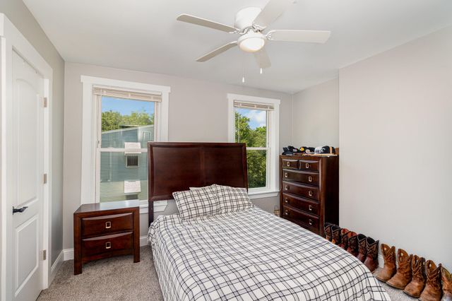 8 Carneal Street, Ludlow, KY 41016