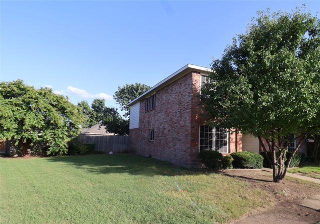 7934 Christian Court, Dallas, TX 75237