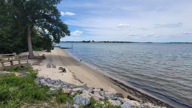 257 CHURCH POINT LN, Colonial Beach, VA 22443