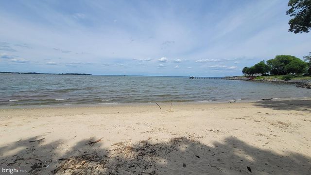 257 CHURCH POINT LN, Colonial Beach, VA 22443