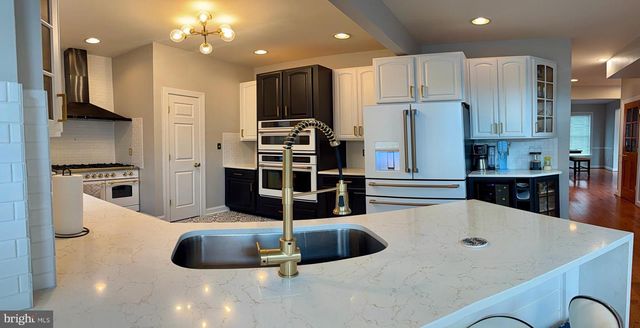 257 CHURCH POINT LN, Colonial Beach, VA 22443