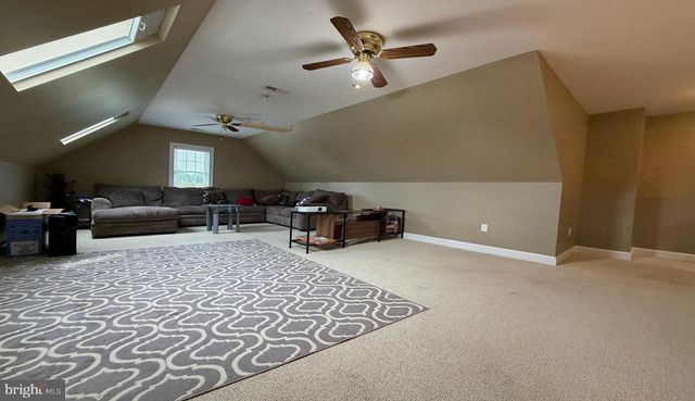 257 CHURCH POINT LN, Colonial Beach, VA 22443