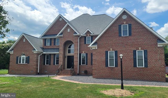 257 CHURCH POINT LN, Colonial Beach, VA 22443